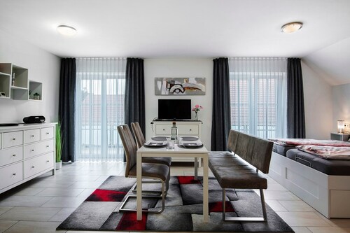 Einzimmerapartment 'Mia' mit Bergblick, Balkon und WLAN