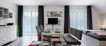 Studio Apartment 'Mia' with Mountain View, Balcony, and Wi-Fi