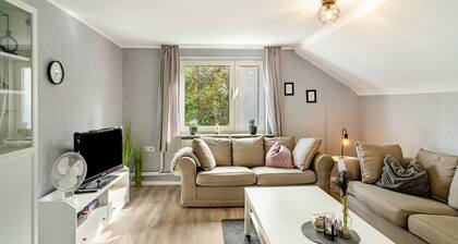 Apartment 'Lotte' with Shared Terrace, Shared Garden and Wi-Fi