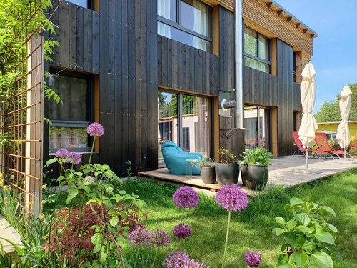 Apartment 'Schorfheider Blueberry Am Grimnitzsee' with Balcony and Wi-Fi