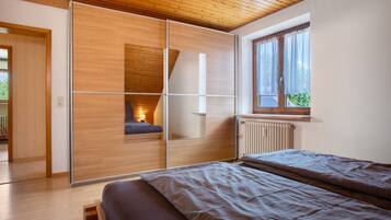 3 camere, ferro/asse da stiro, Wi-Fi gratuito, lenzuola