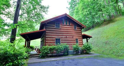 The Cove: 6 min to Casino and Golf! Pet Friendly