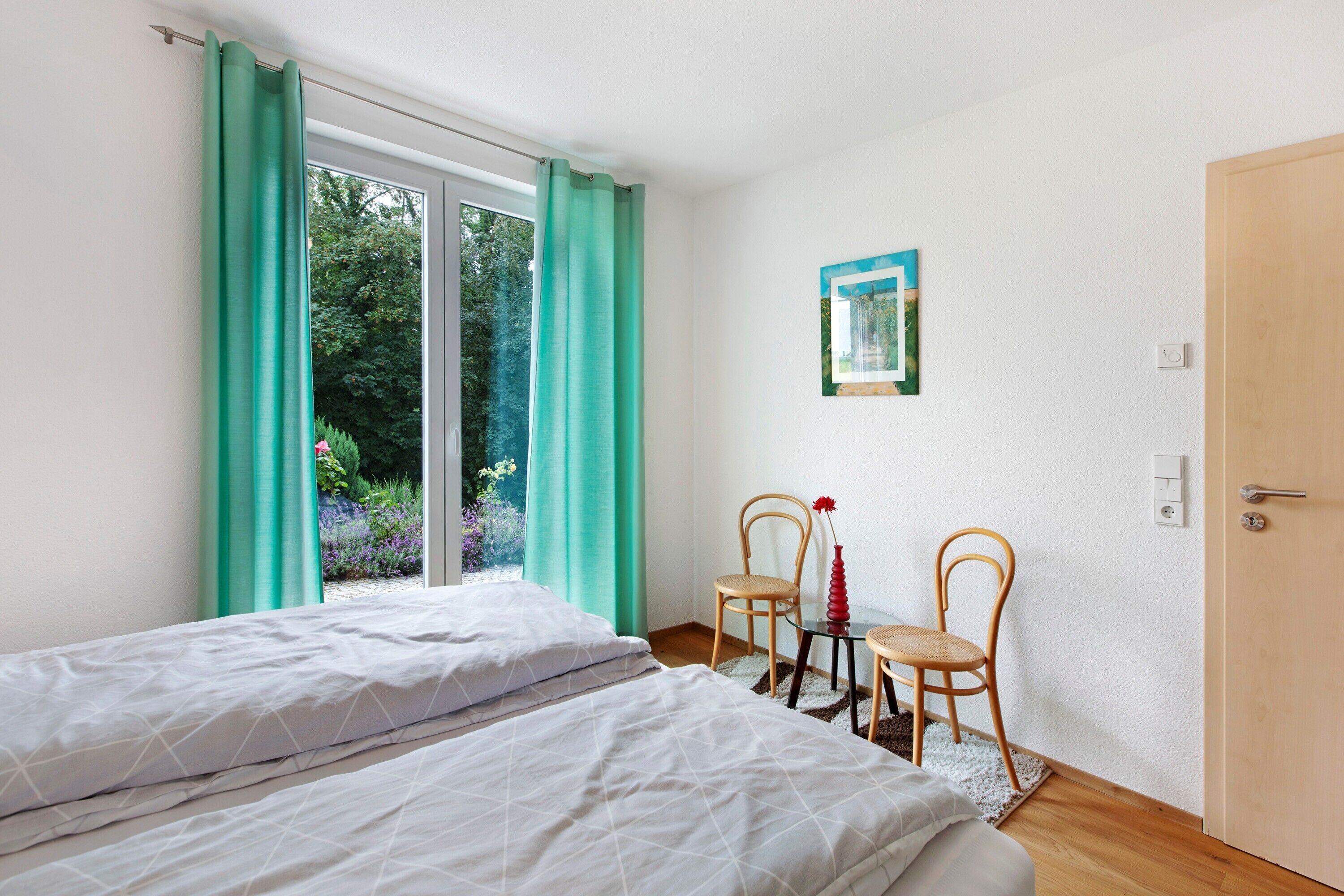 1 dormitorio, tabla de planchar con plancha, wifi gratis y ropa de cama