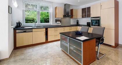 Ferienwohnung Milita" mit privater Terrasse, Balkon und WLAN