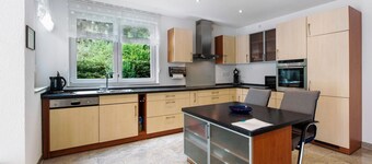Apartment 'Milita' with Private Terrace, Balcony and Wi-Fi