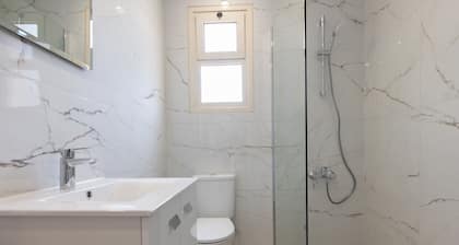 Phaedrus Living : Limassol Pyrgos Seaside Flat