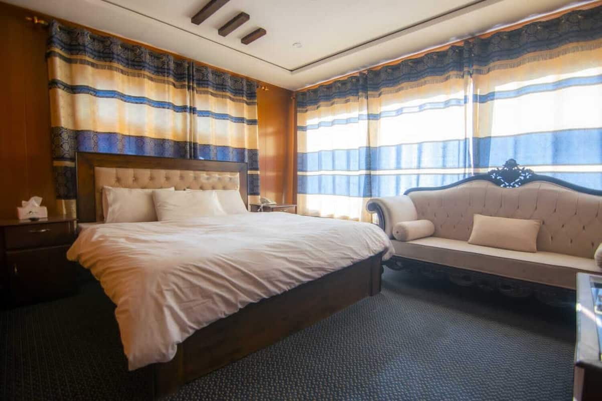 Standard Double or Twin Room | Desk, free WiFi