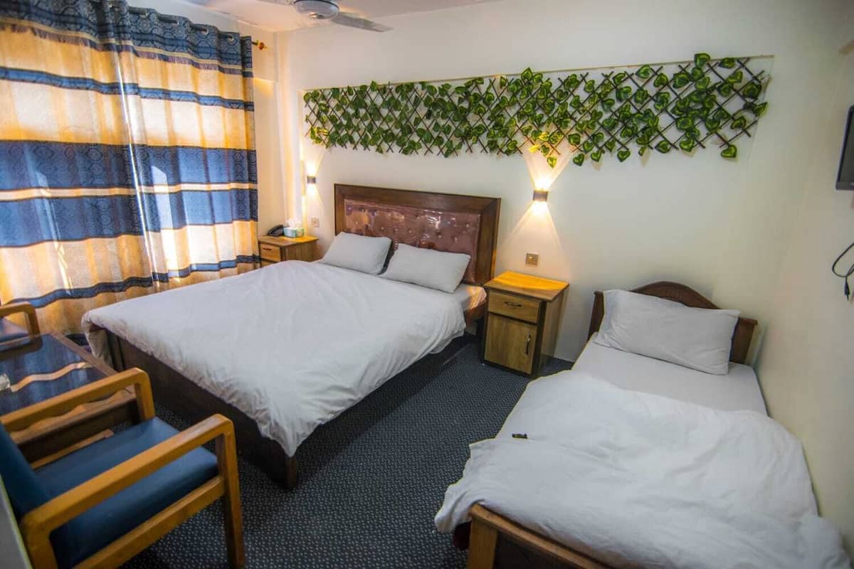 Standard Triple Room | Desk, free WiFi