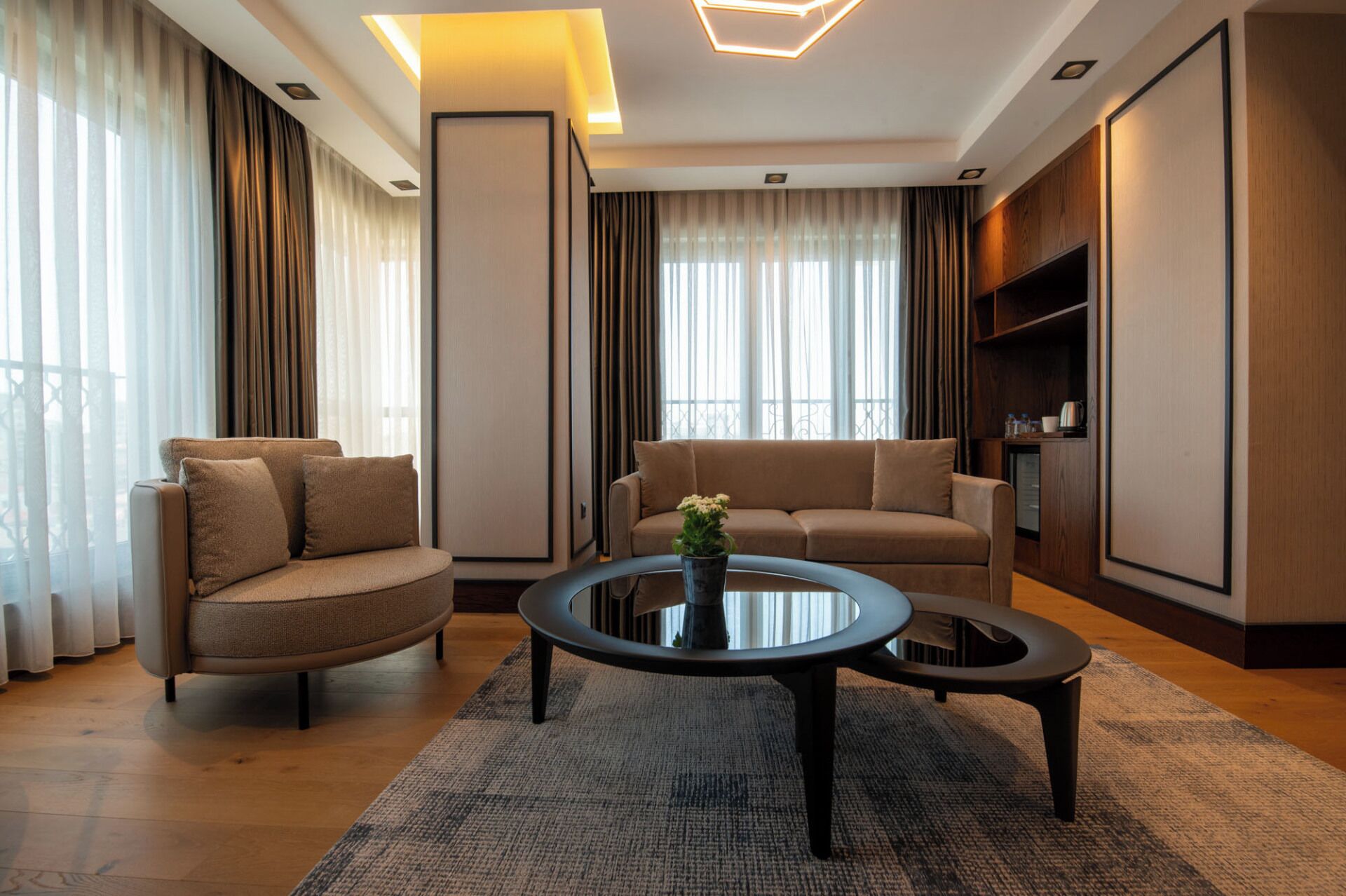 华丽套房, 1 张特大床 (With Relaxing Room)