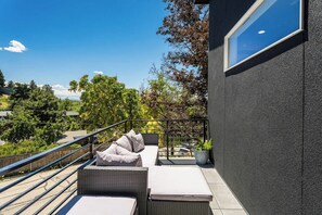 Property grounds - #StayinMyDistrict NEBoise HOTTUB (Boise)