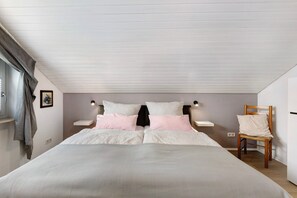 2 dormitorios, tabla de planchar con plancha, wifi gratis y ropa de cama