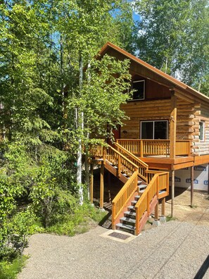 Exterior - Riverfront, Authentic, Luxury Log Cabin-Bison (Wasilla)