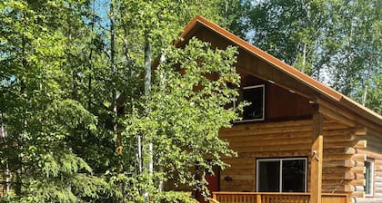 Riverfront, Authentic, Luxury Log Cabin-Bison