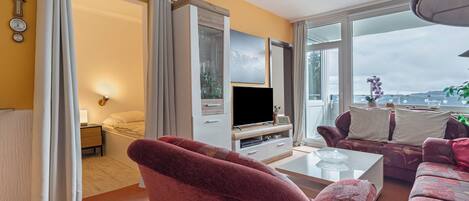 Fernseher, DVD-Player