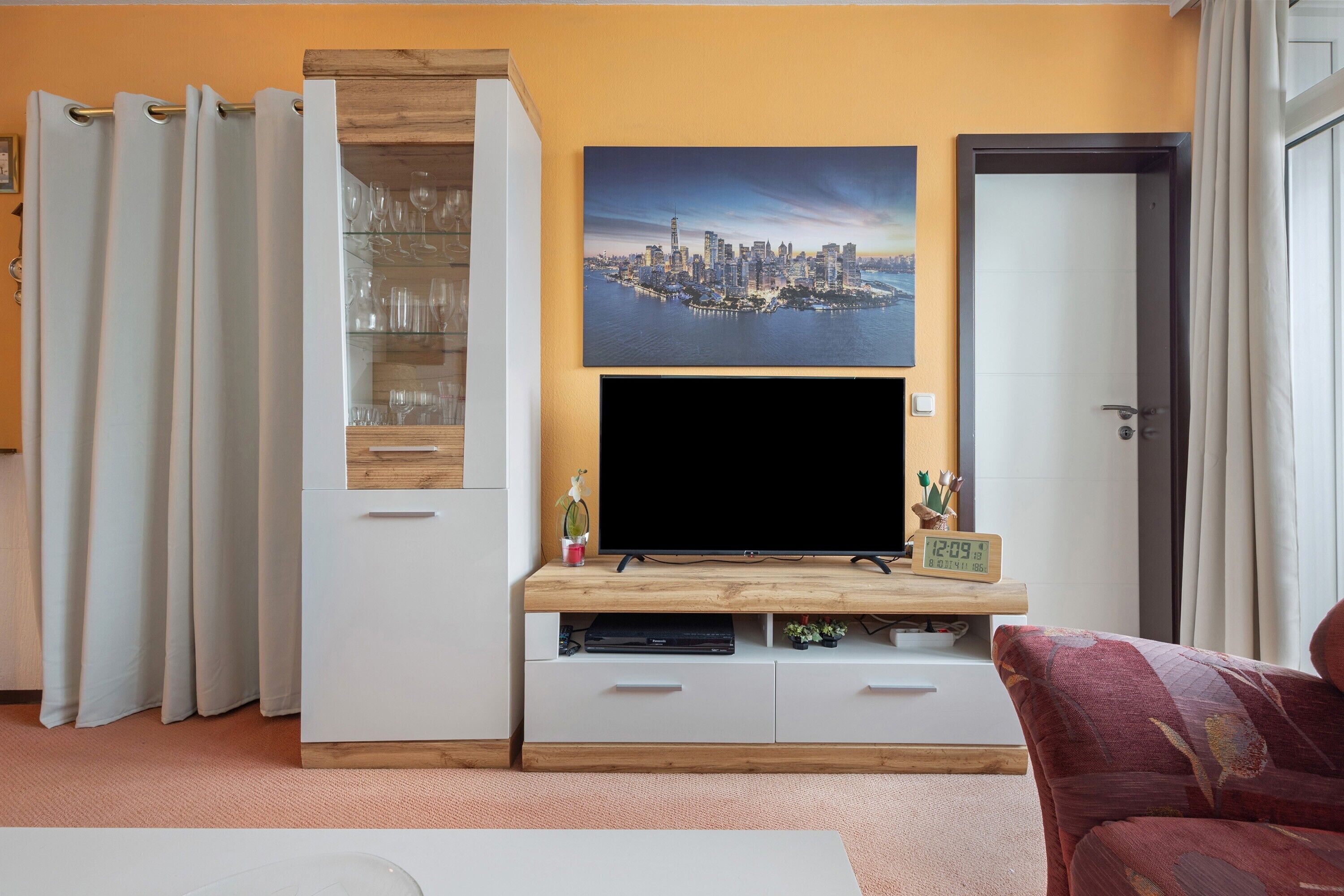 Fernseher, DVD-Player