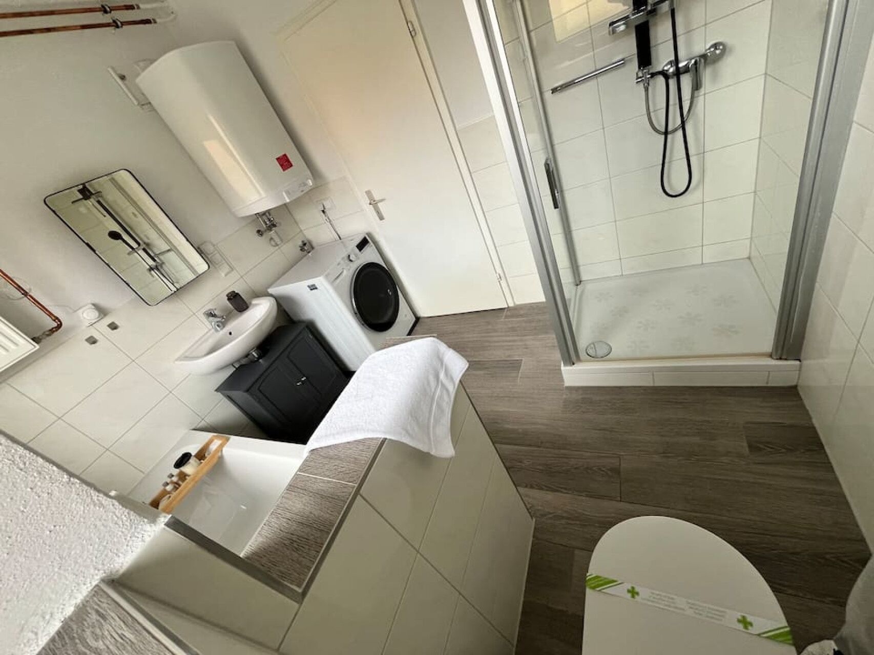 Hårføner og håndklær