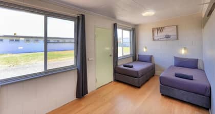 Artesian Motor Inn Under New Management RAMS Motel Coonamble