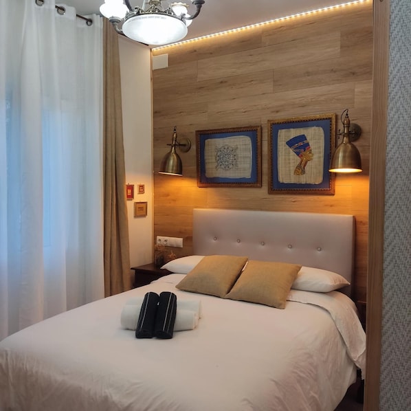 1 bedroom, free WiFi - STUDIOS OR PRIVATE ROOMS (Barcelona)