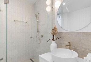 Hair dryer, towels