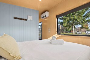 Tiny Cabin - No Ensuite