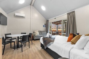 Standard Mountain View Cabin