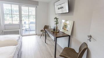 1 bedroom, iron/ironing board, free WiFi, bed sheets