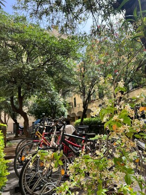 Apartment, 2 Bedrooms, Smoking | Property grounds - Casa Vacanza Al Pigneto (Rome)