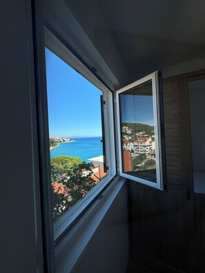 Căn hộ, ban công, quang cảnh biển | 2 phòng ngủ, truy cập Internet không dây miễn phí 