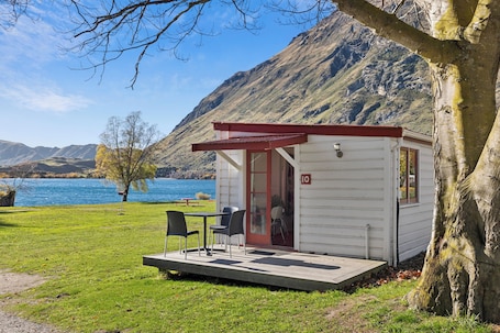 Economy Cabin - No Ensuite | Terrace/patio. Hampshire Holiday Parks - Glendhu Bay