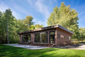 Exterior - Creekside 2-bedroom cottage mid-valley (Hailey)