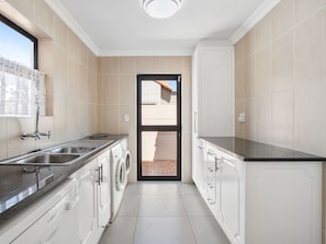 Maison (3 Bedrooms) | Intérieur