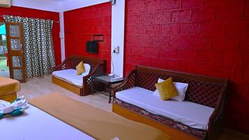 Super Deluxe Room | Free WiFi, bed sheets