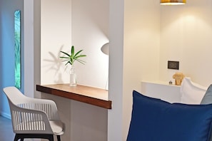 Comfort Double Room, Garden View | Free minibar, individually decorated, individually furnished, desk