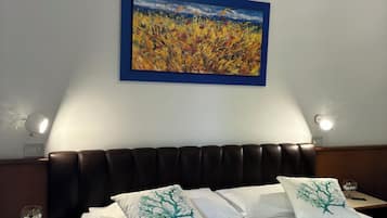 Economy-Doppelzimmer, Meerblick | 2 Schlafzimmer, hochwertige Bettwaren, Zimmersafe, Schreibtisch