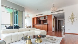 Apartment | 2 bedrooms - Elite LUX Holiday Homes - Breathtaking Burj Khalifa Views 2 BHK in Downtown Dubai (Dubai)