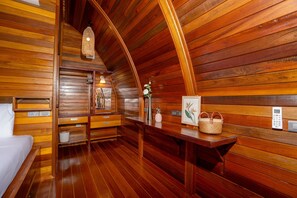 Vila design, varanda, vista para o jardim | Guarda-roupa