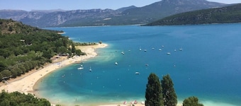 La douceur du verdon Located in the heart of the Verdon gorges