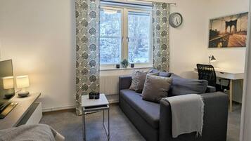 Basic Double or Twin Room | Free WiFi