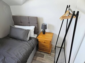 3 Schlafzimmer, Bügeleisen/Bügelbrett, WLAN, Bettwäsche