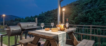 Gapyeong Nomadrium Poolvilla Pension