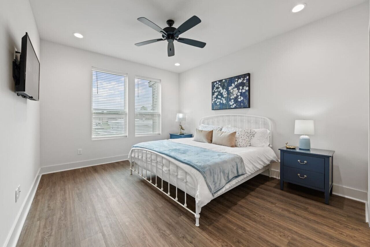 3 quartos, escrivaninha, ferros/tábuas de passar roupa, Wi-Fi