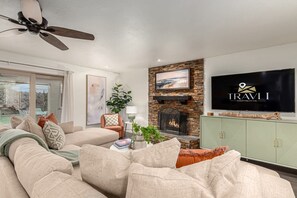 TV, fireplace, offices - Spanish Wells Retreat | Pool & Spa | Sleeps 12 (Scottsdale)
