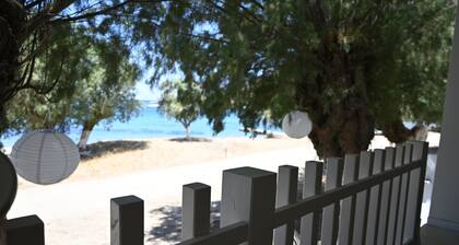Kythnos Seaside House Flampouria