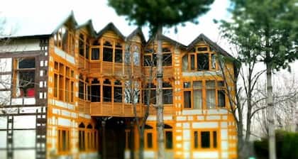 Snowland Guest House Skardu