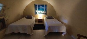 2 bedrooms, iron/ironing board, free WiFi, bed sheets - Cévennes vacations in the heart of nature in a farmhouse apartment (Cendras)