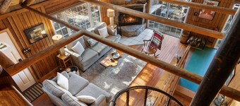 Aslan's How - Cabin with Valley Views & Hot Tub!