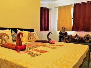 4 bedrooms, desk, iron/ironing board, free WiFi - 4 Rooms Apartment at Enjoy! Udaipur by Hari Pari, near lakes & major attractions (Udaipur)