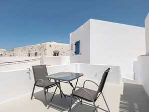 Basic Apartment, 1 Double Bed, Non Smoking, Private Bathroom | Terrace/patio - M&M Paros Studio (Paros)