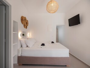 Interior - M&M Paros Studio (Paros)