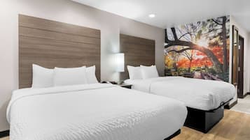 Habitación, 2 camas Queen size, para no fumadores (Efficiency) | Ropa de cama de alta calidad, camas con pillow-top y escritorio